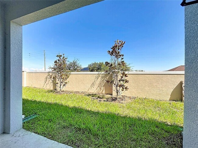 Building Photo - 331 Sol Vis Dr