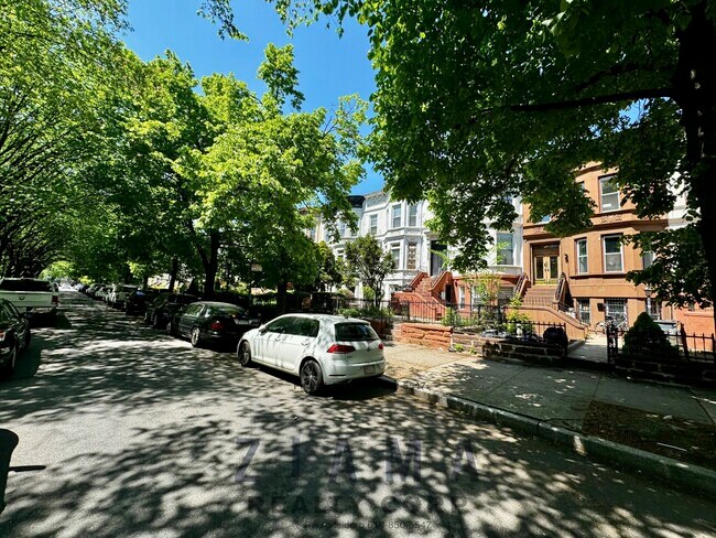 Building Photo - 595 Eastern Pkwy