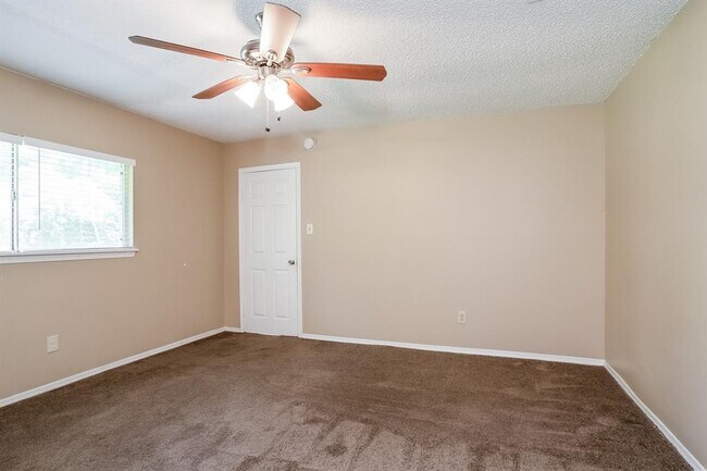 Building Photo - 3123 Timberlark St