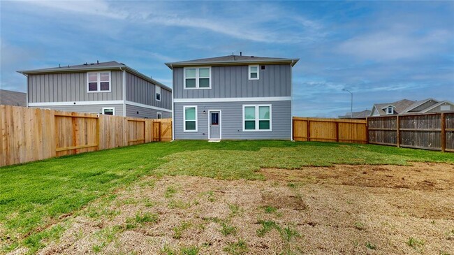 Building Photo - 23422 Honey Spade Rd