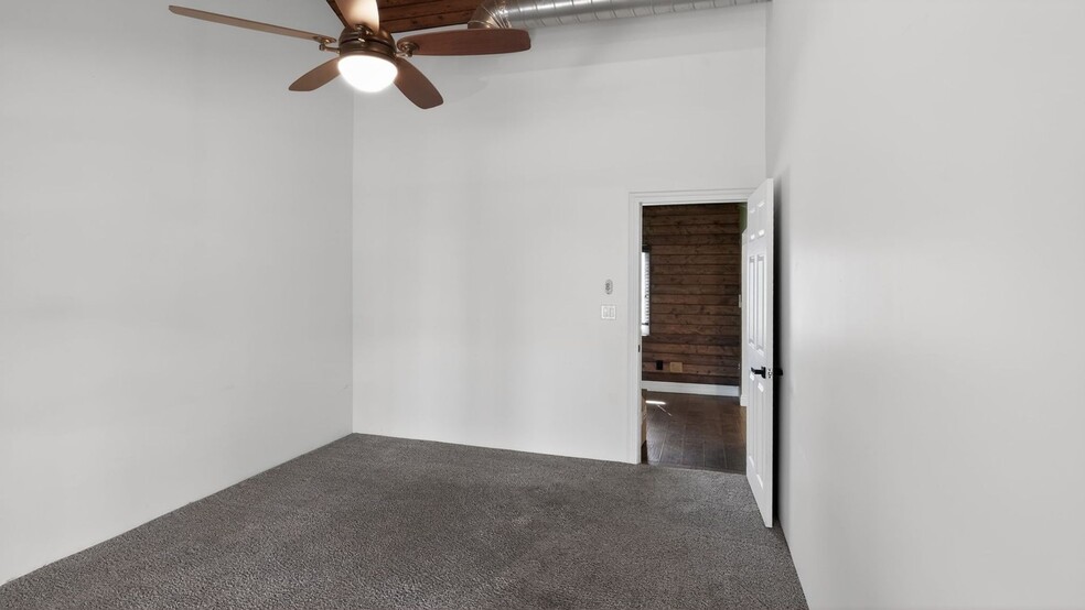 Building Photo - 506 W Coolidge St