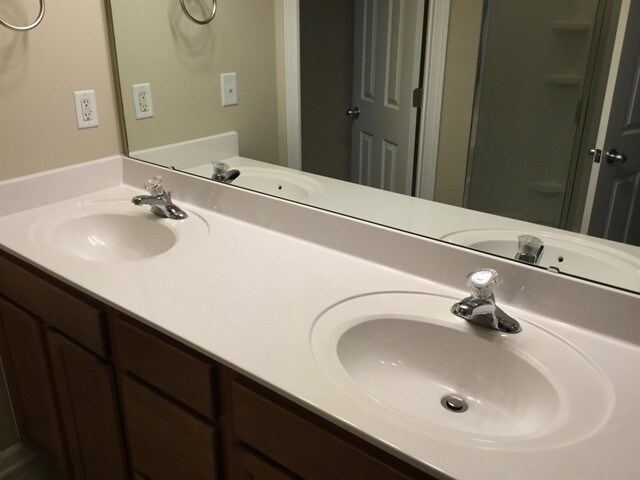 Building Photo - 13555 Aldenbrook Dr