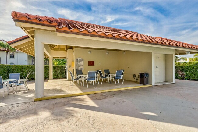 Building Photo - 229 Cypress Point Dr
