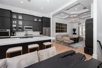 Building Photo - 727 Will Rice Ave