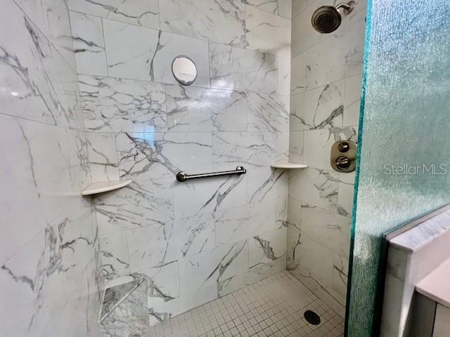 Building Photo - 2060 Matecumbe Key Rd