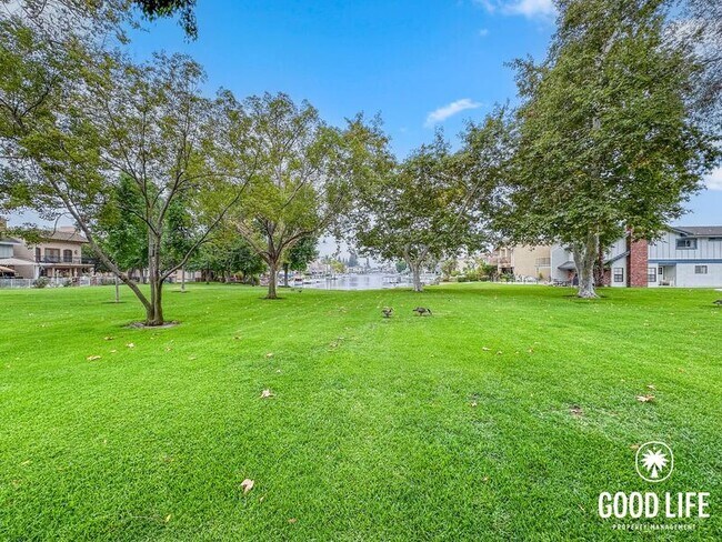 Building Photo - 21714 Lake Vista Dr