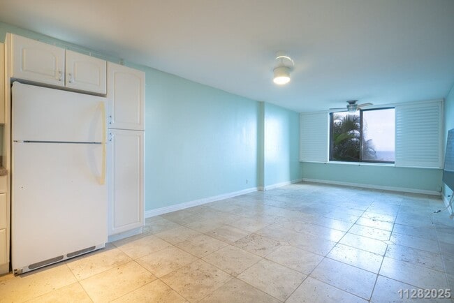 Building Photo - 1 Bd,1Ba,2Pkg! 51-636 Kamehameha Hwy #511 at $2,300/month