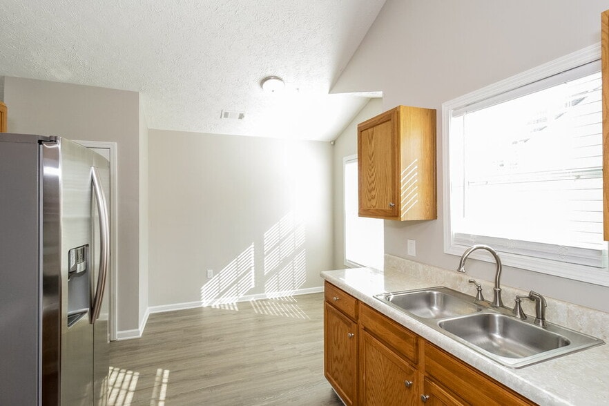 Building Photo - 309 Johnny Ln