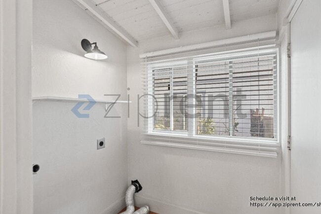 Building Photo - 7840 Church St