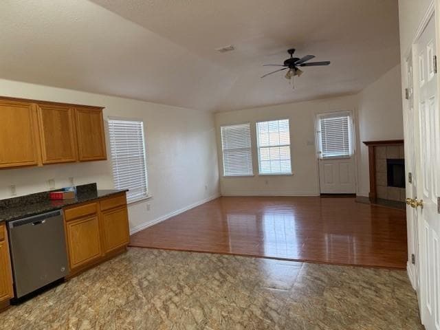 Building Photo - 104 Trenton Dr