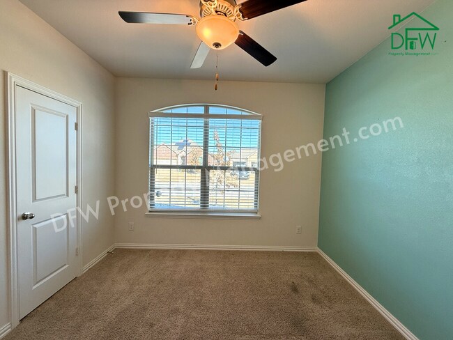 Building Photo - Spacious 4-Bedroom Home for Lease in Princeton!