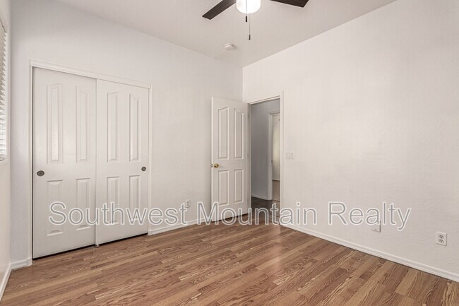 Building Photo - 21486 Via Del Oro