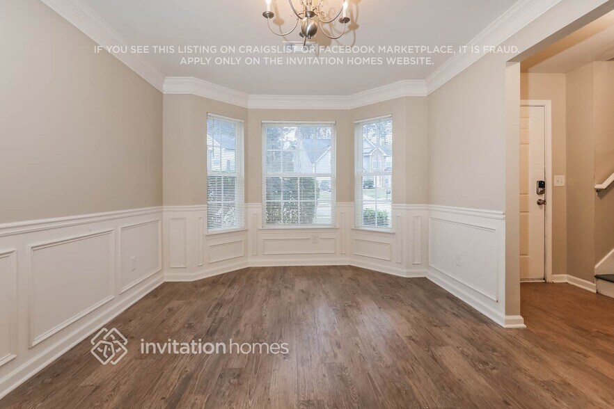 Building Photo - 1147 Oak Hollow Ln