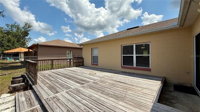 Building Photo - 526 Maricopa Dr