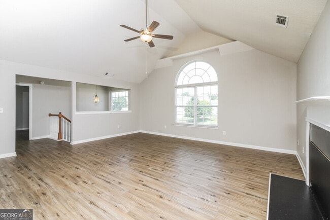 Building Photo - 465 Marriott Dr