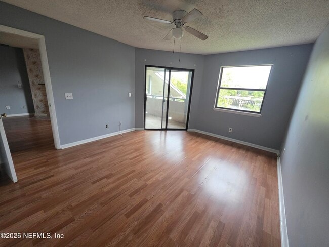 Building Photo - 5615 San Juan Ave