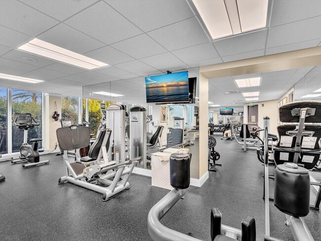 Building Photo - 3720 S Ocean Blvd