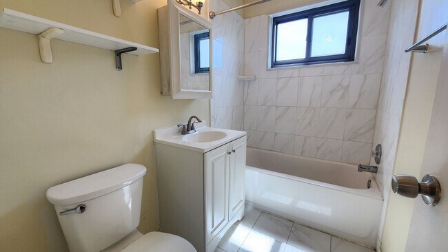 Building Photo - Utilities Included! Parking! Near Pentagon City Metro!