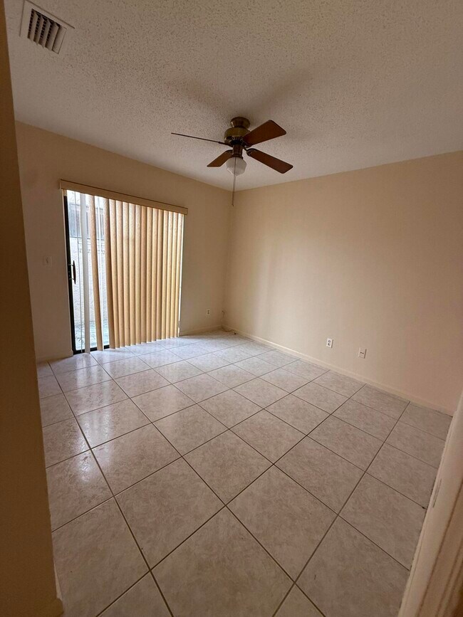 Building Photo - 12028 Royal Palm Blvd