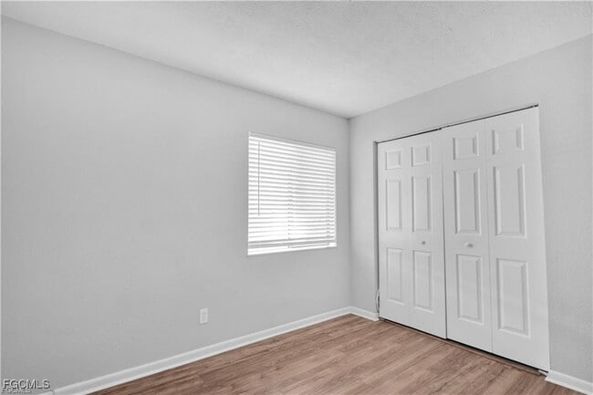 Building Photo - 4617 Bayshore Dr