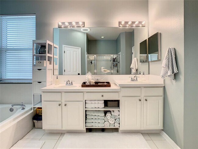 Building Photo - 1521 Crooked Stick Dr
