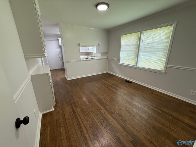 Building Photo - 3702 Vogel Dr NW