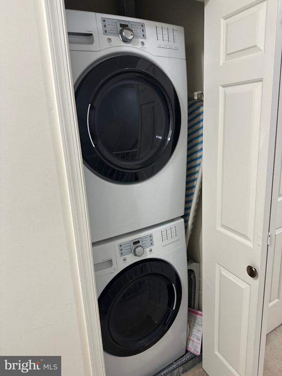 Building Photo - 942 S Rolfe St