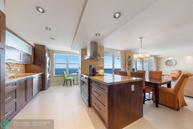 Building Photo - 4280 Galt Ocean Dr