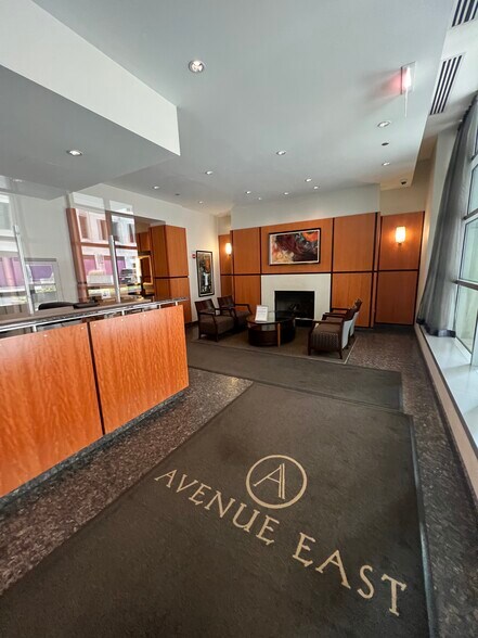 lobby - 160 E Illinois St