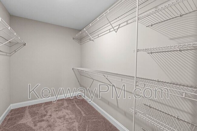 Building Photo - 124 Canton Park Ave