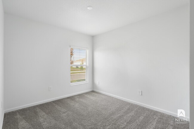 Building Photo - 4980 Worchester Dr