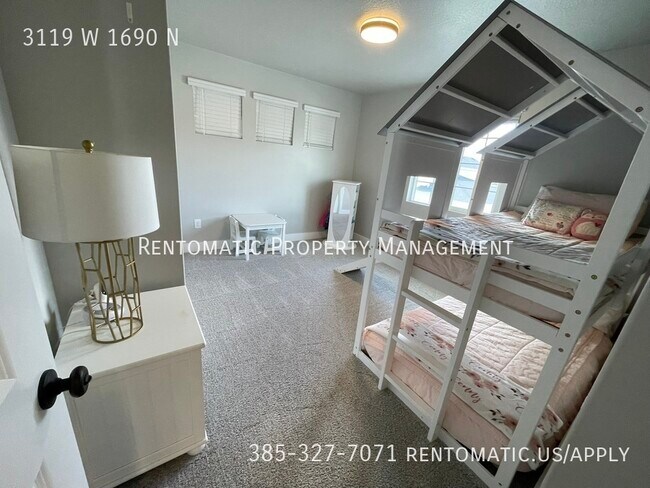 Building Photo - 3119 W 1690 N