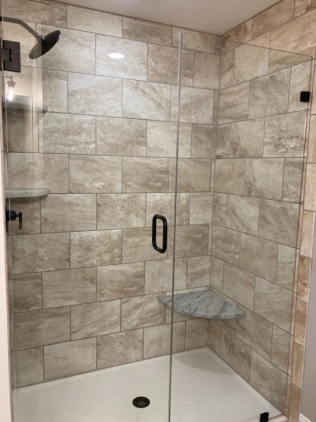 Building Photo - 116 Legacy Ct