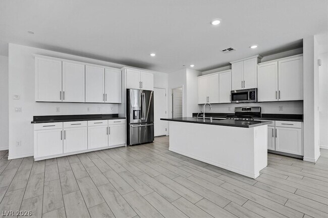 Building Photo - 303 Fletcher Fls St