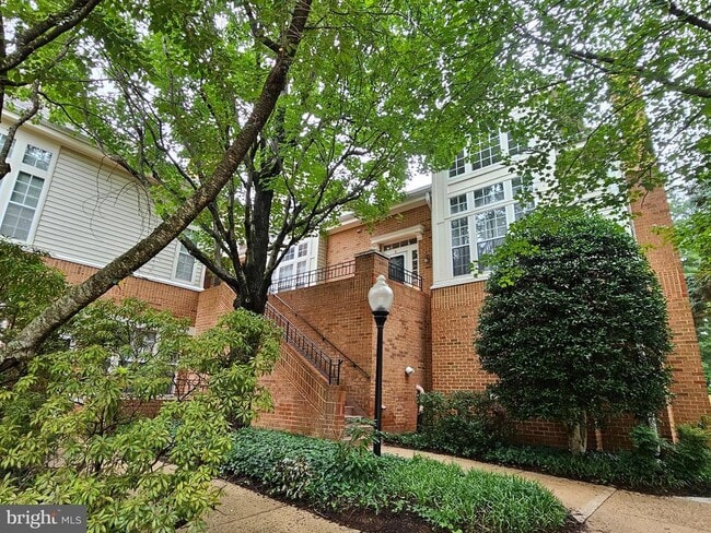 Building Photo - 7027 Haycock Rd