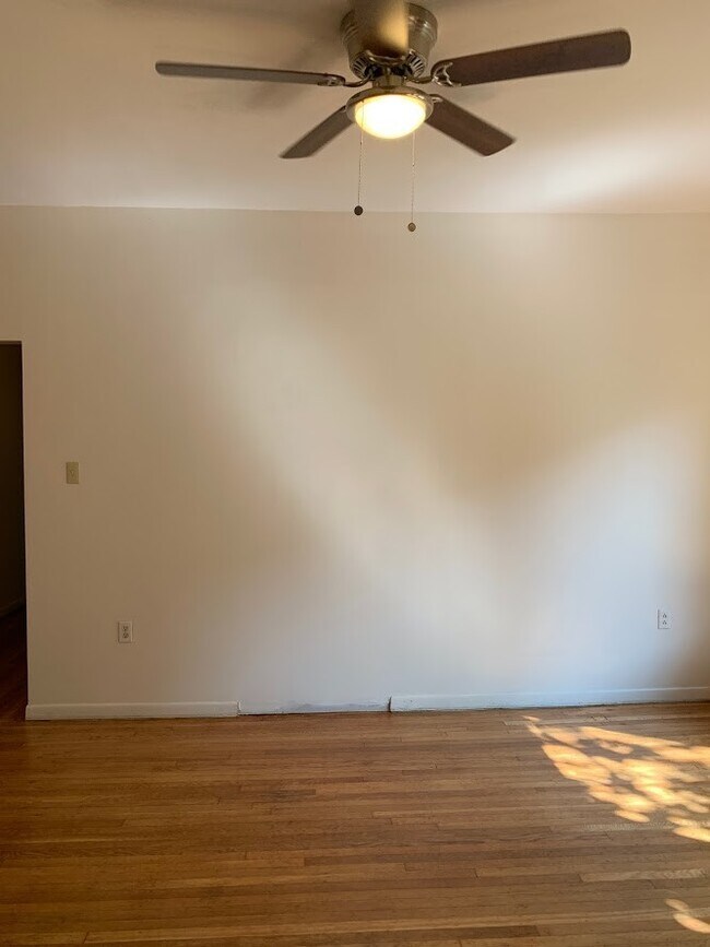 Building Photo - 5544 Fair Oaks Street