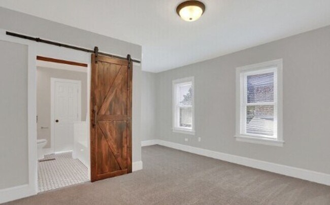 Building Photo - Beautiful 3 Bed, 1.5 Bath Home in Hanover, Pa!