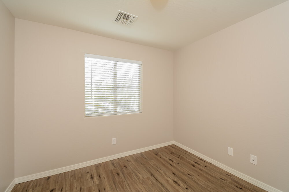 Building Photo - 14208 W Country Gables Dr