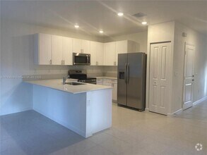 Building Photo - 3 bedroom in Pembroke Park FL 33023