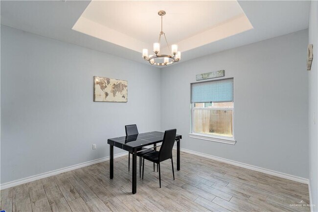 Building Photo - 4720 Heather Lynn Ct