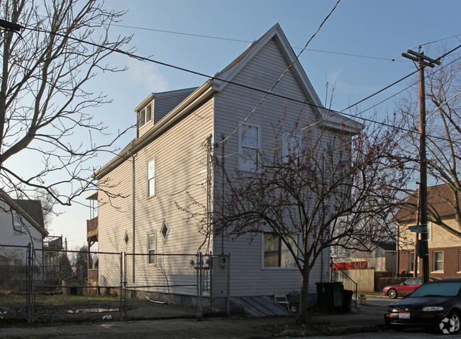 Primary Photo - 222-224 Congress Ave
