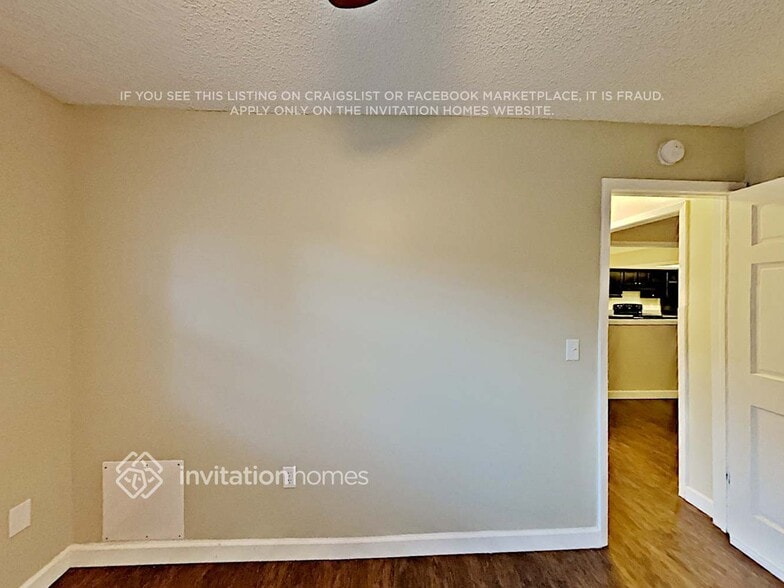 Building Photo - 2711 Citron Dr