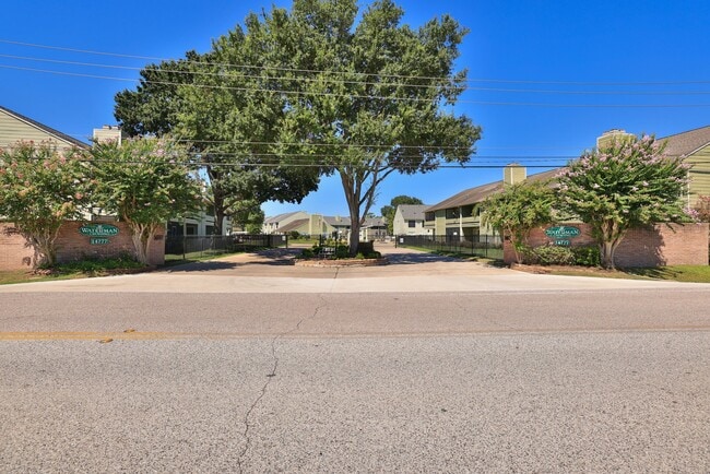 Building Photo - 14777 Wunderlich Dr