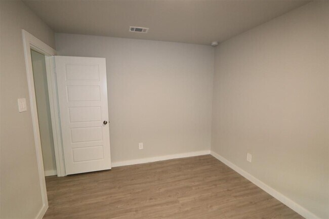 Building Photo - 17422 Cyprian Cedar Lane