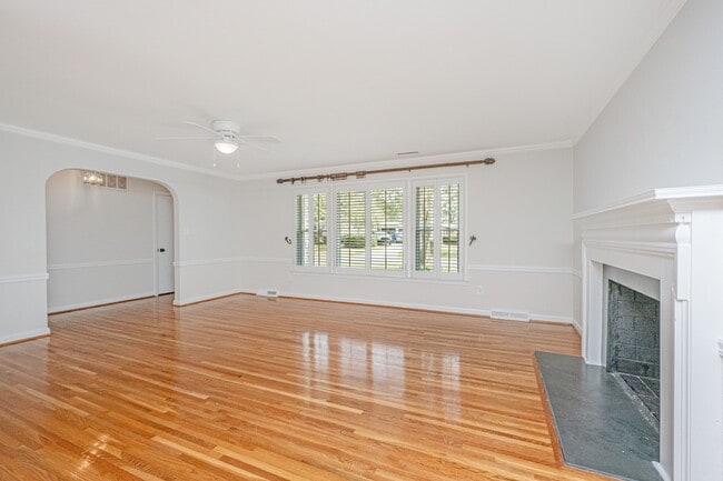 Building Photo - 1791 Dunbarton Dr