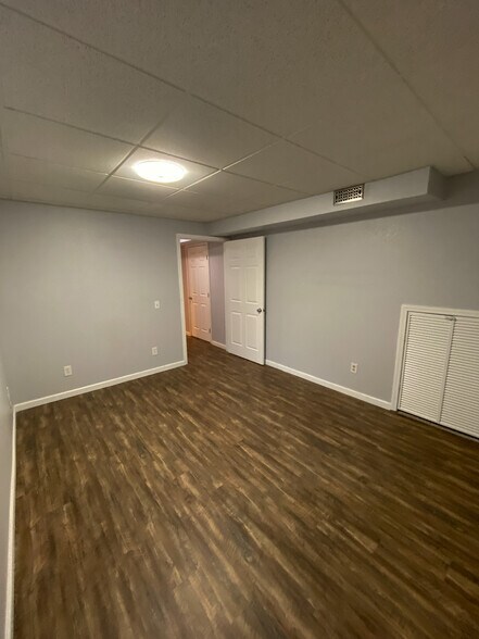 Building Photo - 925 Manzanal St NE