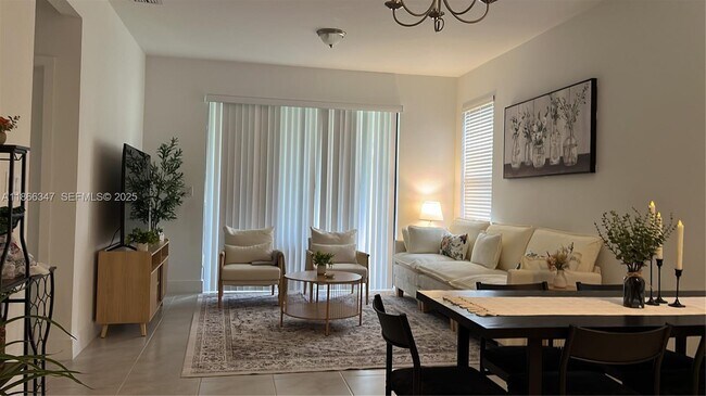 Building Photo - 5506 Soria Ave