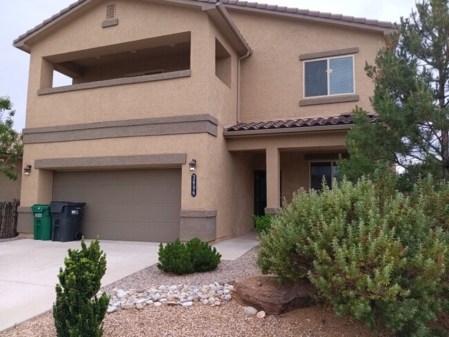 Primary Photo - **Beautiful 4 Bedroom Home**Located in Lom...