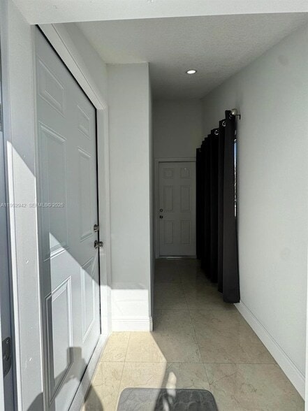 Building Photo - 10710 SW 141st Ave