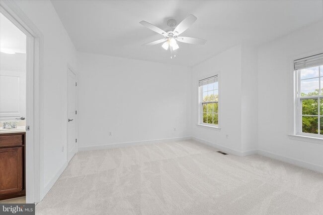 Building Photo - 8901 Hargrove Ct